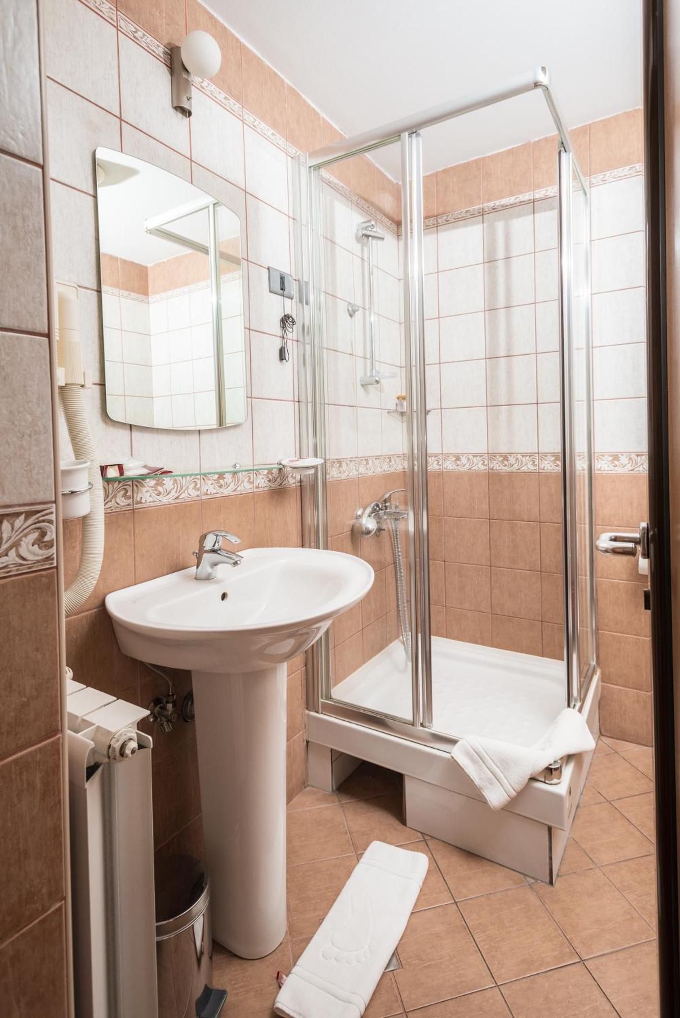 Pelister Skopje Bed & Breakfast Cameră foto
